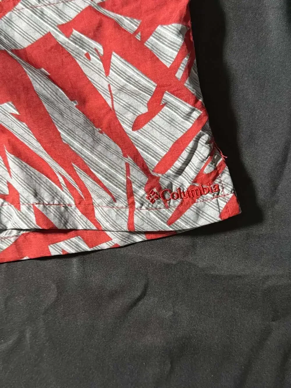 Columbia Men's Red and Gray Leaf Pattern Swim Trunks